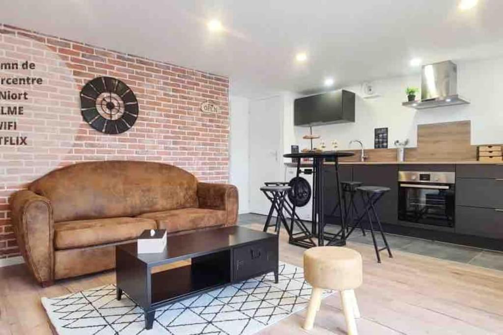 L'Atelier D'Emilie Apartment Bessines Luaran gambar