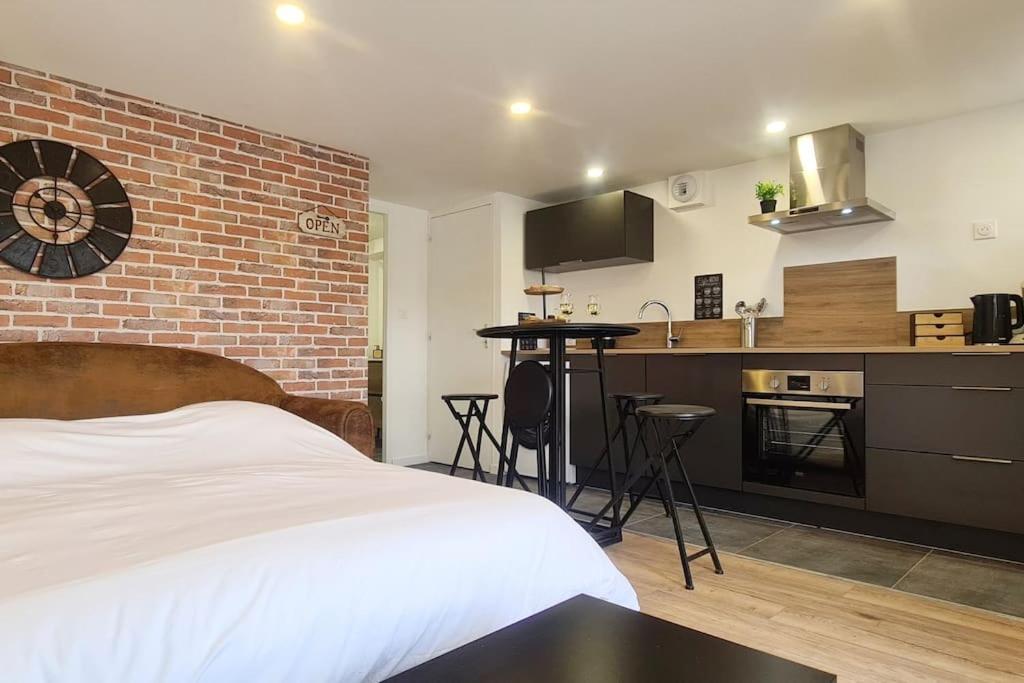 L'Atelier D'Emilie Apartment Bessines Luaran gambar